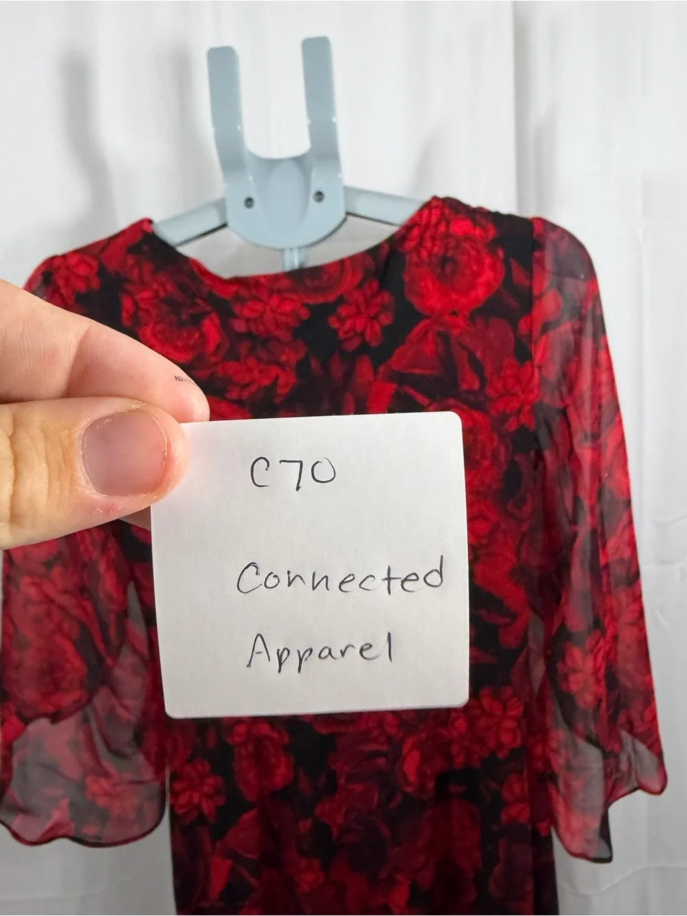 NWT Connected Apparel Women’s Size 4 Red Black Floral Sheath Dress